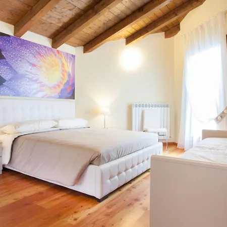 Viola San Severino Marche